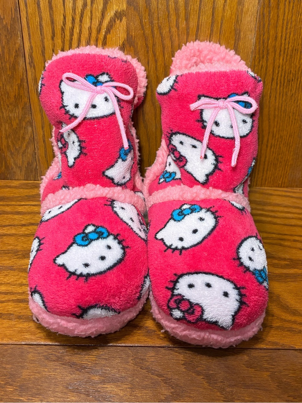 Hello Kitty Plush Slipper Booties Pink Sherpa Lined Women’s M (7-8)